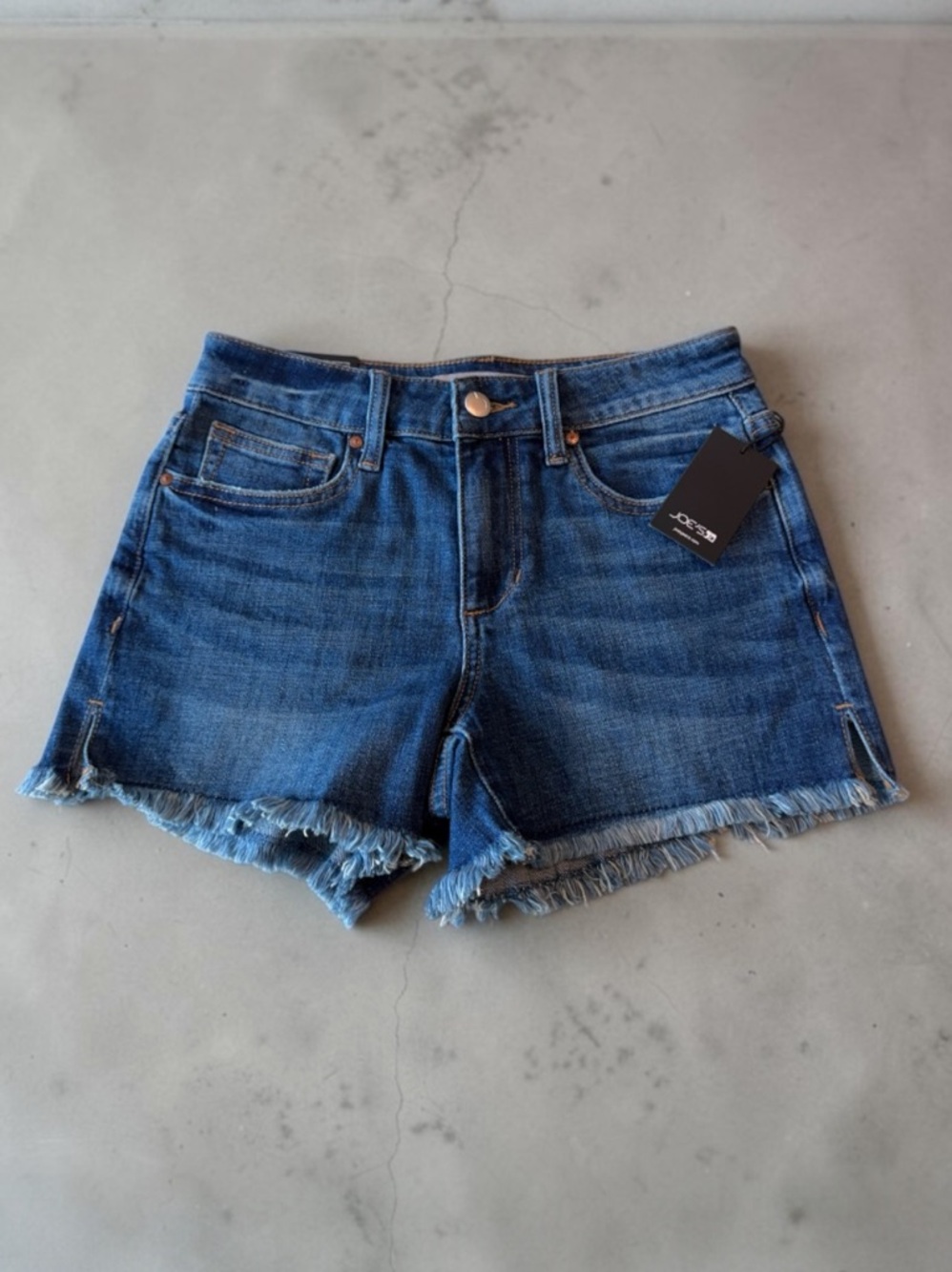 Joe’s Jeans Denim Cut Off Shorts Size 24 Mid Rise Frayed Hem NWT